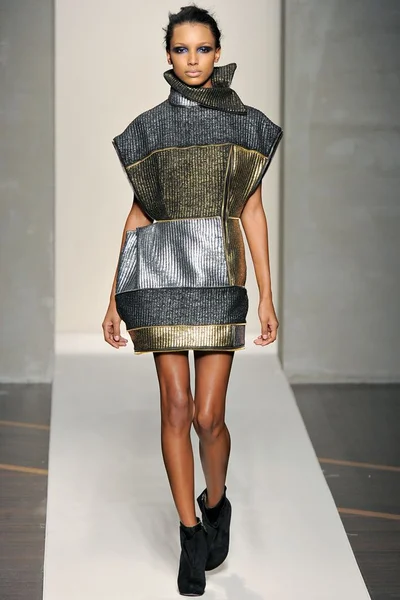 Look 23